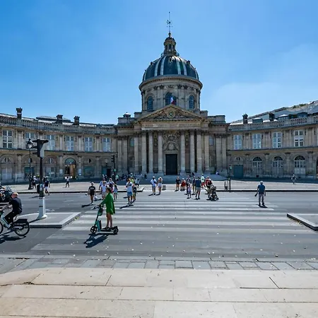 Veeve - Paris On A Postcard *